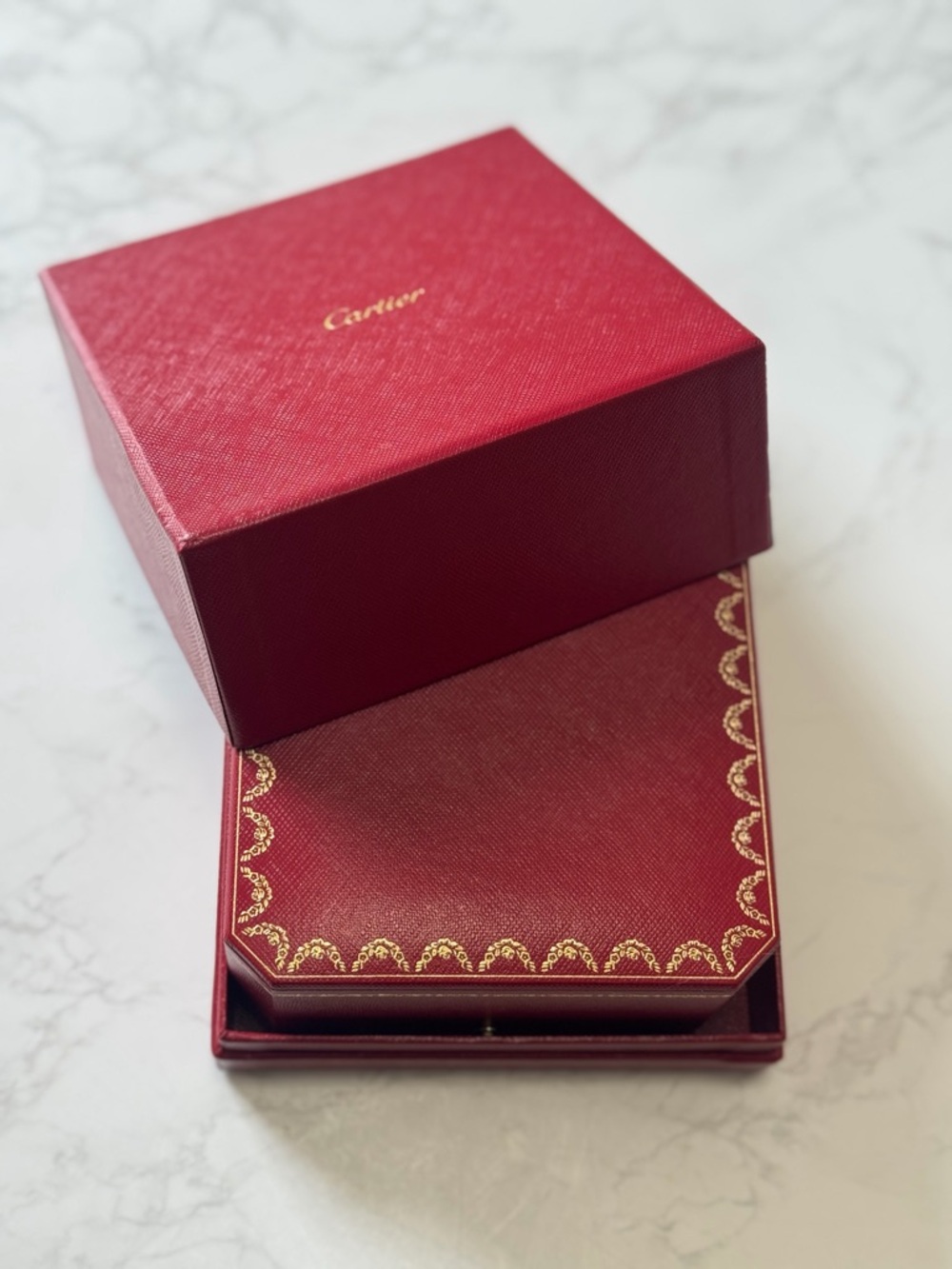 Cartier Love bracelet (authentic) with red box & certificate - Picture 2 of 5